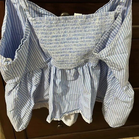 Periwinkle striped peplum top sz XXL - Picture 4 of 4